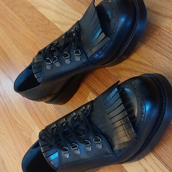 Gucci Other - Gucci shoes